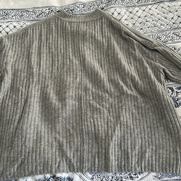 Gray Sweater - Picture 6 of 6
